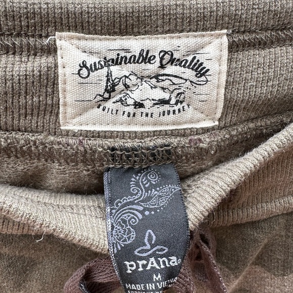 NWT Prana Women’s Cozy Up Ankle Pant in Sage Camouflage Size Medium - Picture 3 of 4